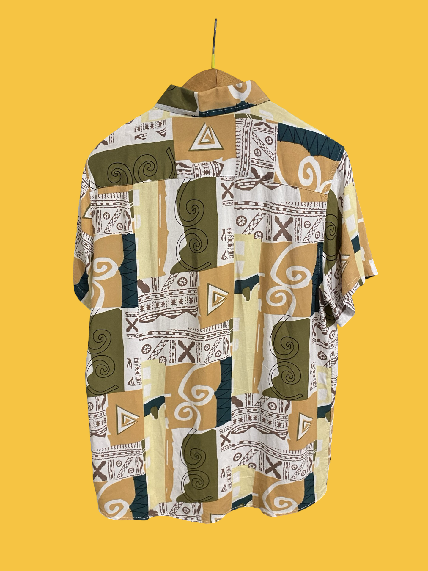 Vintage Style Multicolor Fantasy 90's Shirt Unisex Size M