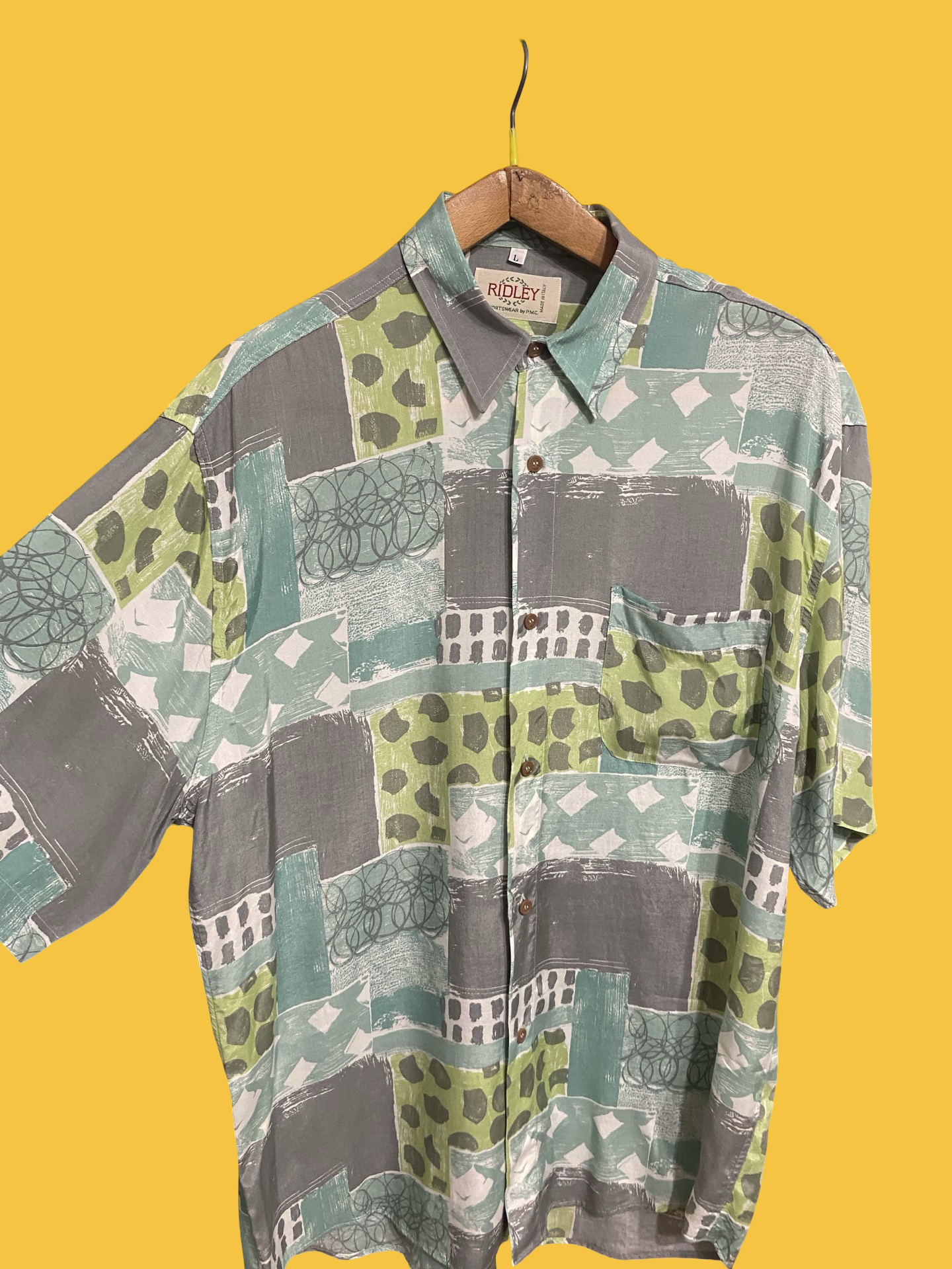 Vintage Style Multicolor Fantasy 90's Shirt Unisex Size L