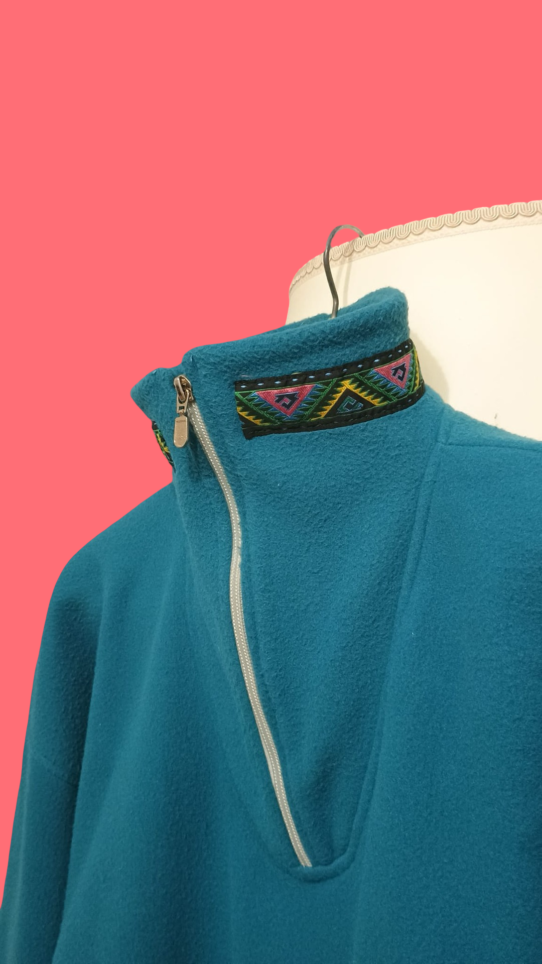 Vintage Multicolor Fantasy 90's Sweatshirt Unisex Size L