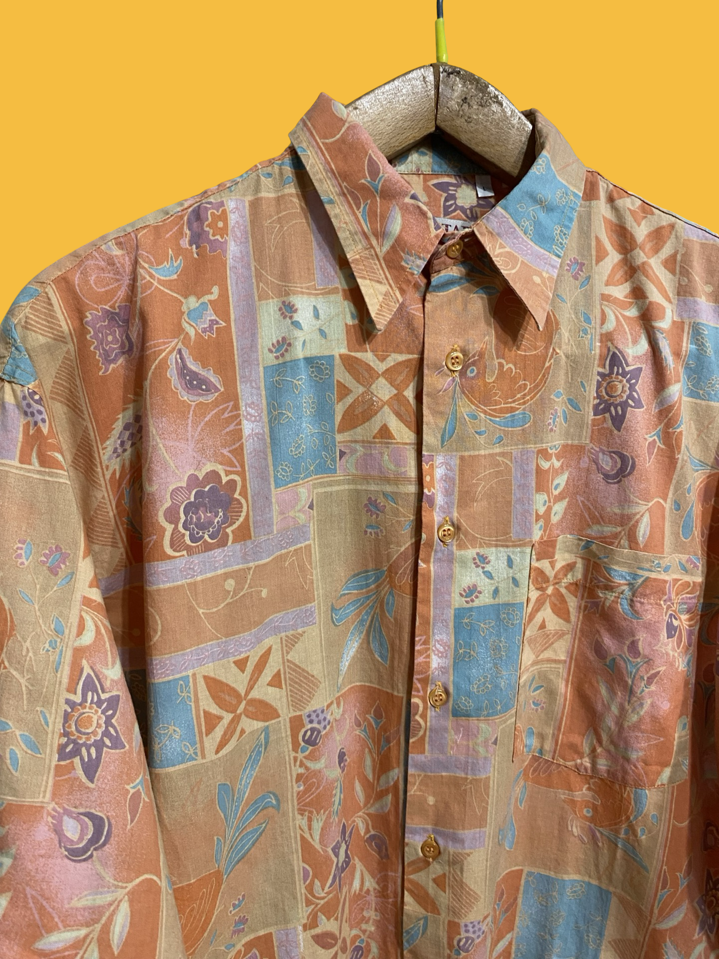 Vintage Multicolor Fantasy 90's Shirt Unisex Size L