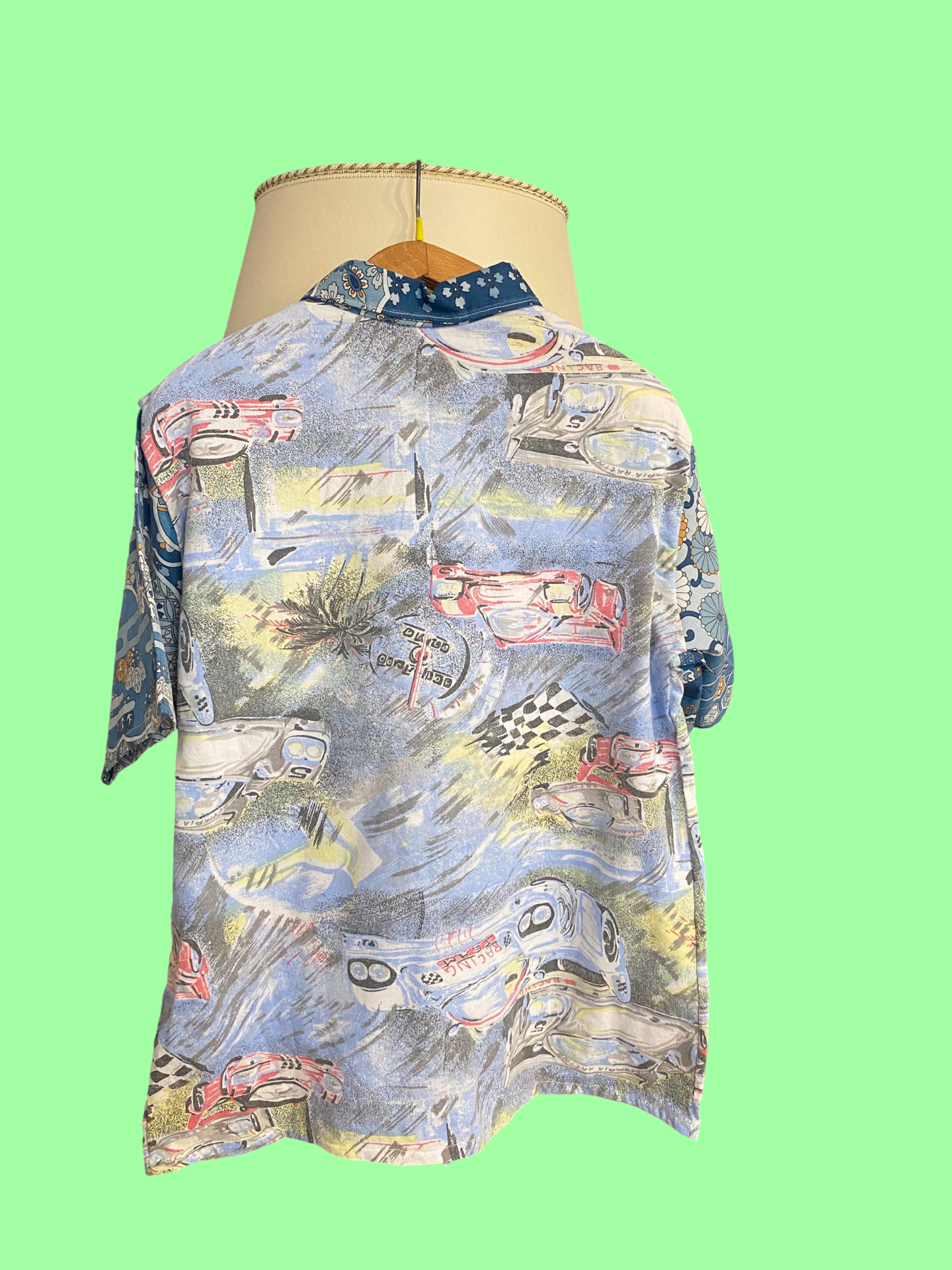 Vintage Multicolor Fantasy Shirt Unisex Size M