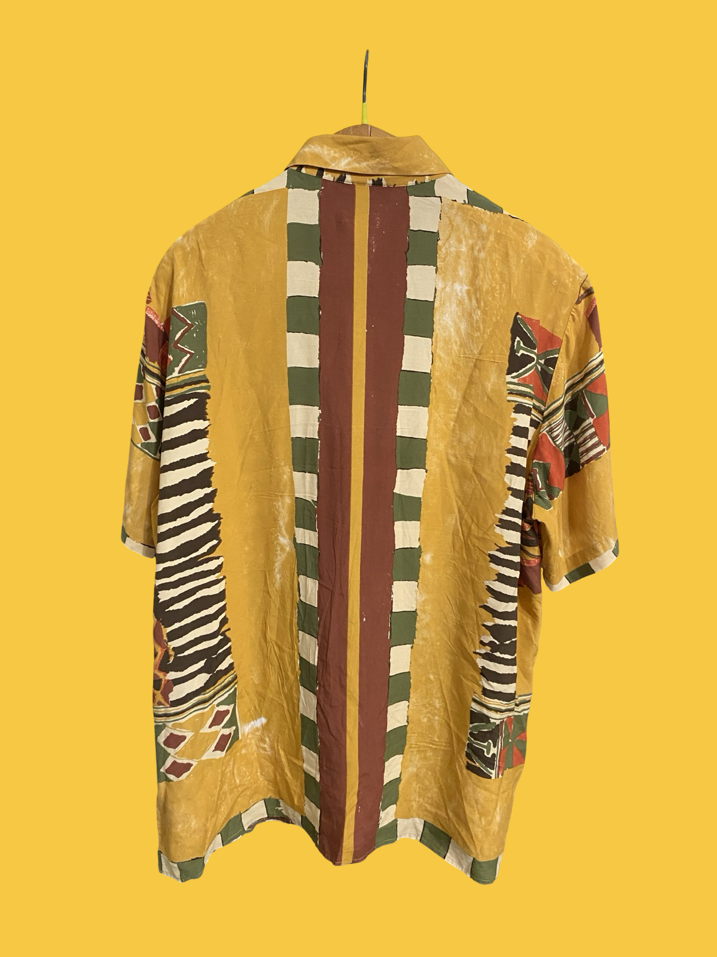 Vintage Style Multicolor Fantasy 90's Shirt Unisex Size M
