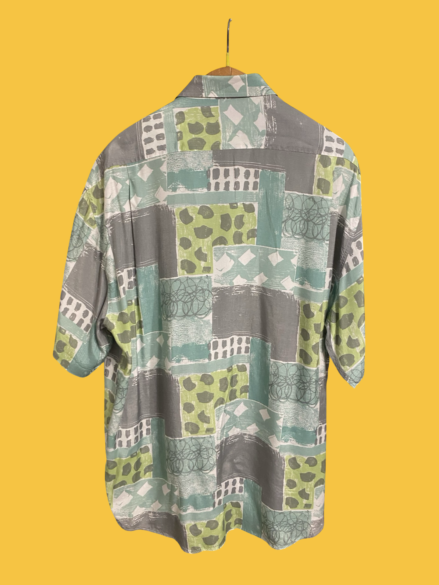 Vintage Style Multicolor Fantasy 90's Shirt Unisex Size L