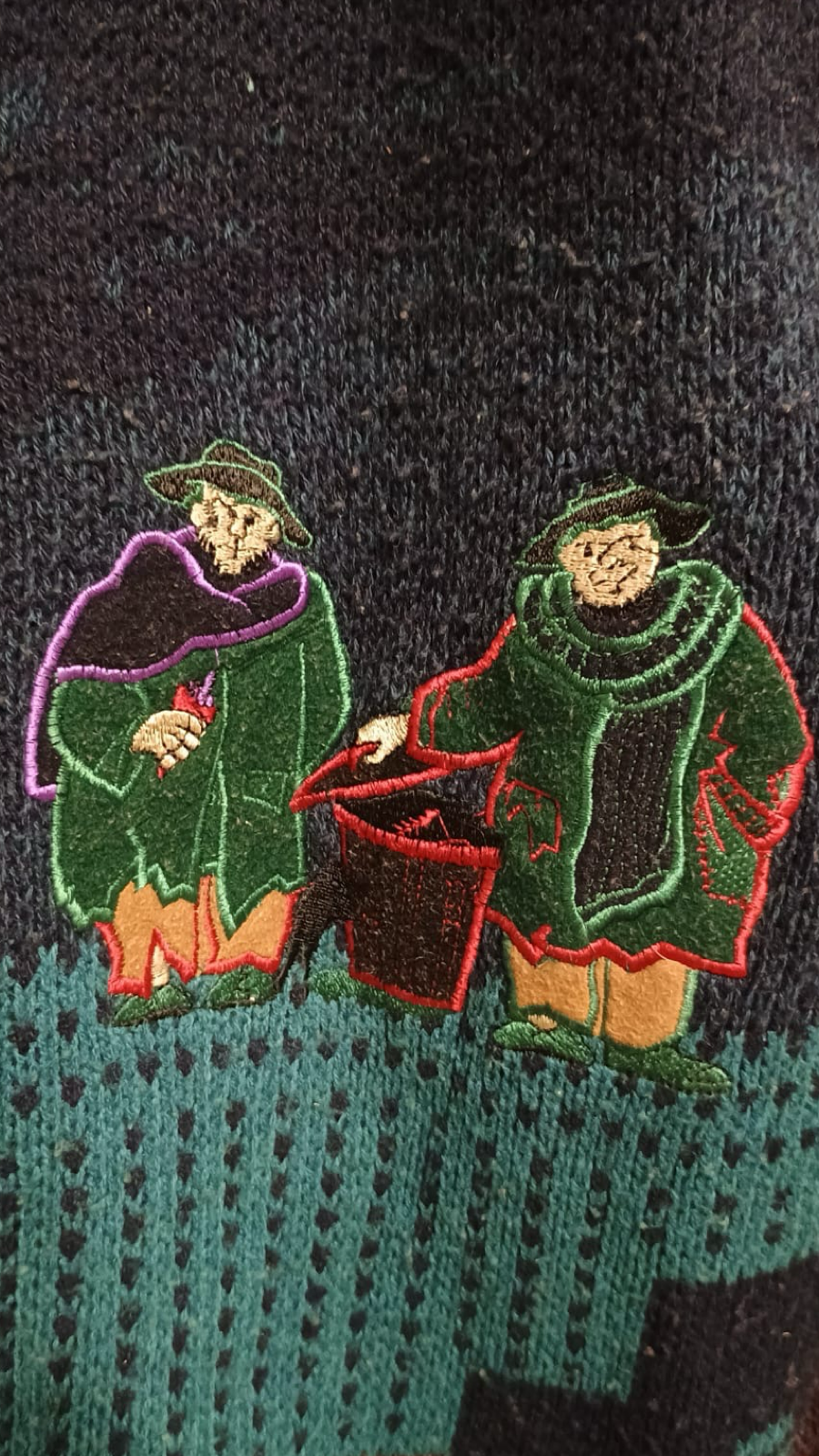Vintage Multicolor Fantasy 90's Sweater Unisex Size L