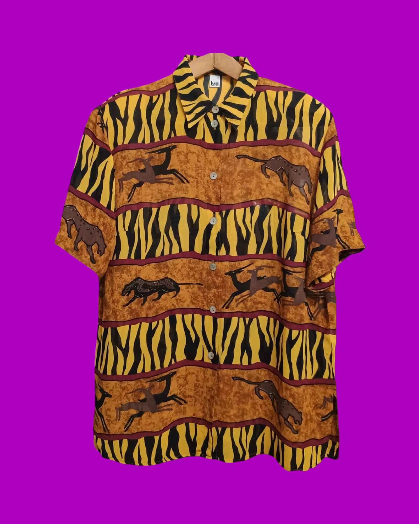 Vintage Multicolor Fantasy 90's Shirt Unisex Size M