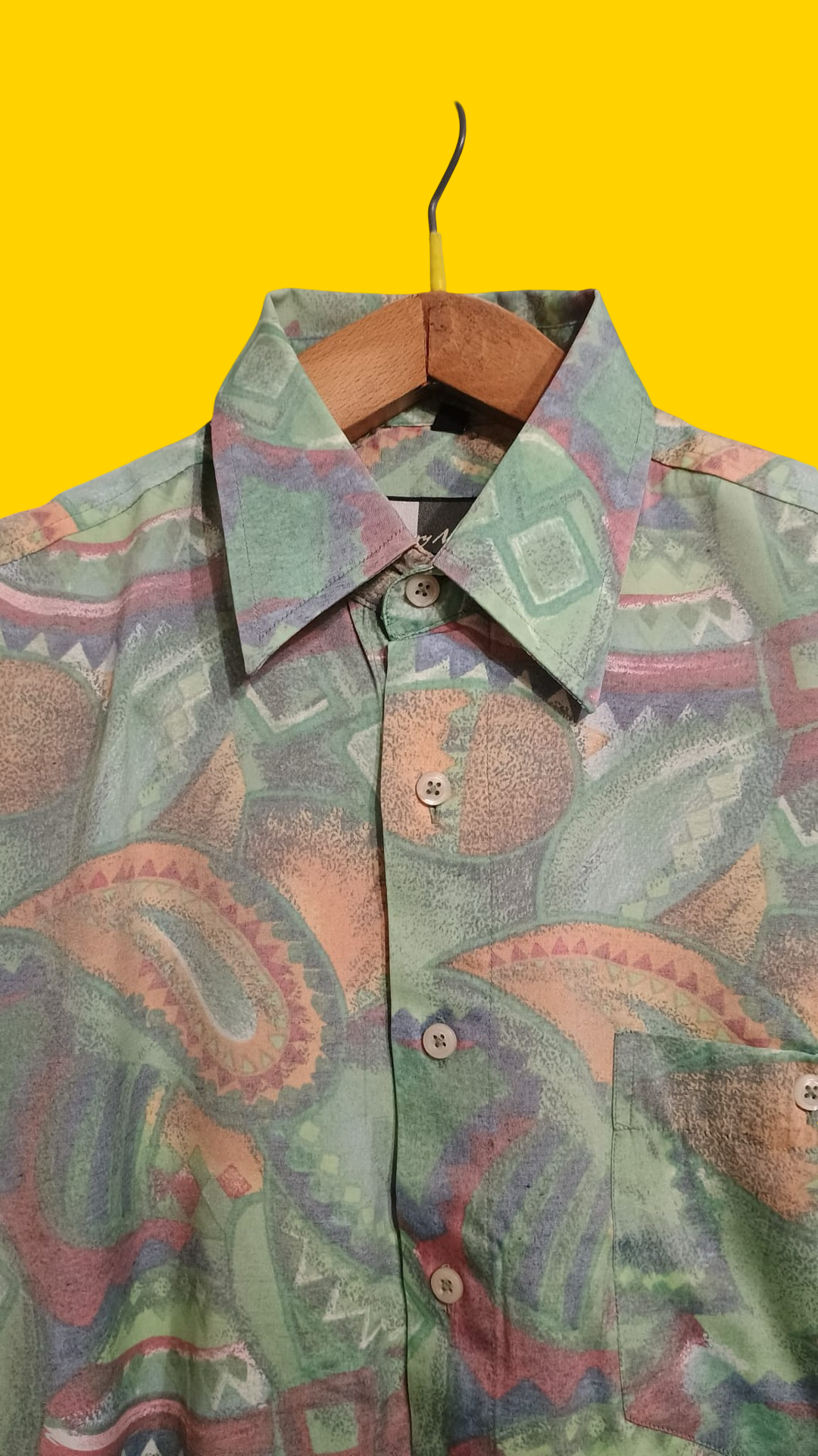 Vintage Multicolor Fantasy 90's Shirt Unisex Size M