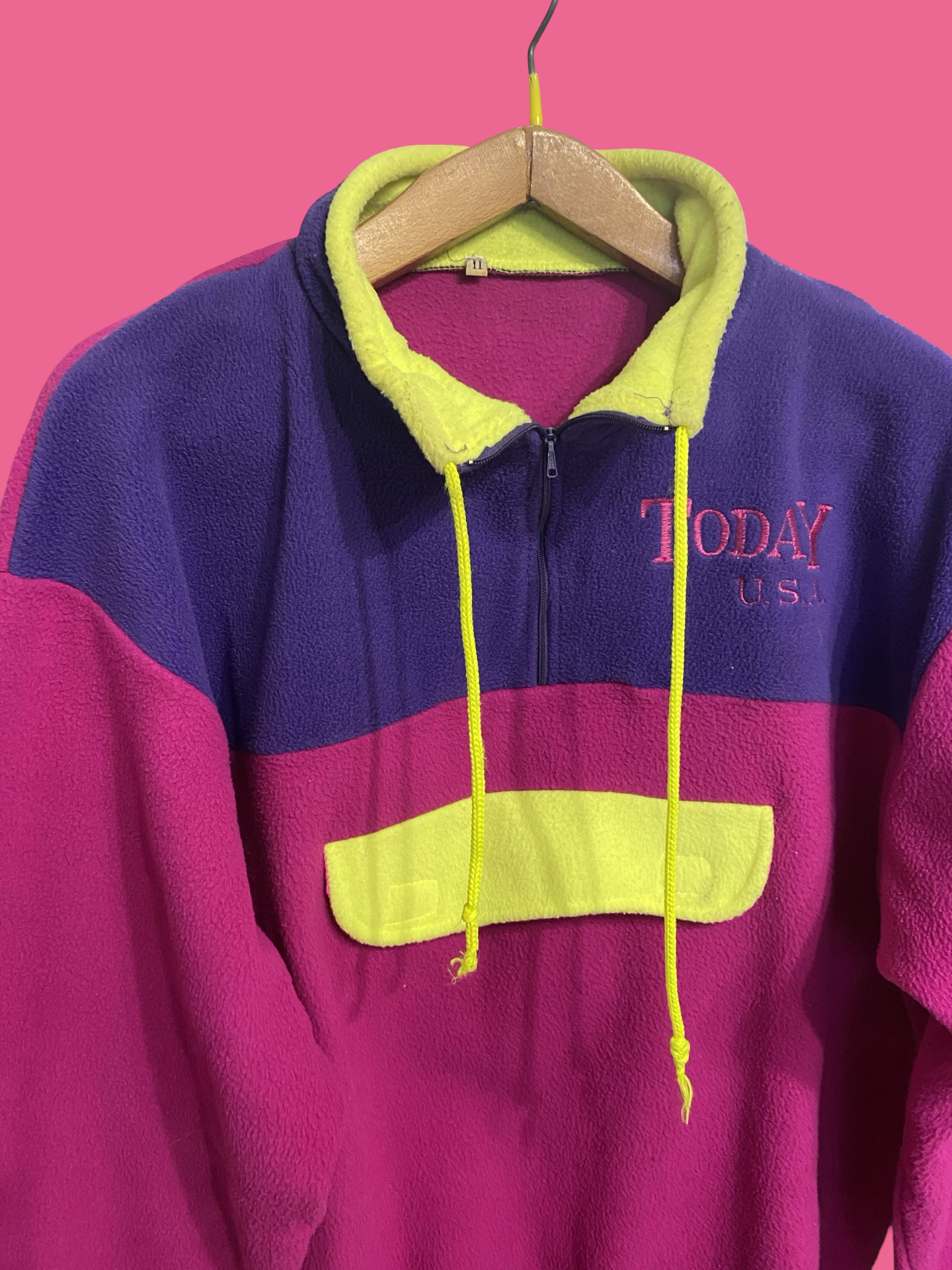 Vintage Multicolor Fantasy 90's Fleece Unisex Size M