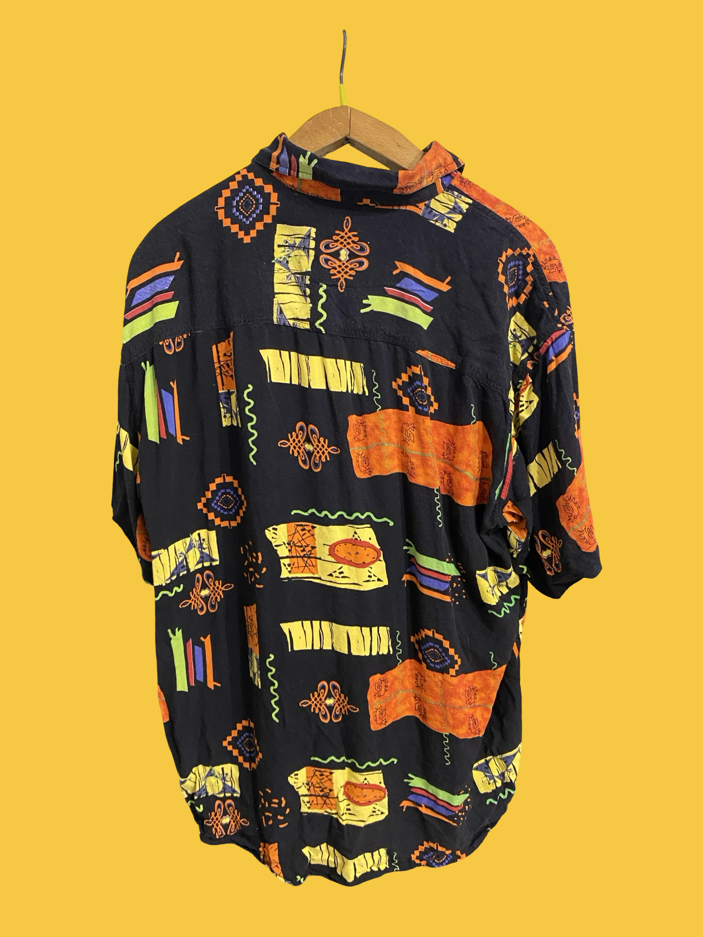Vintage Style Multicolor Fantasy 90's Shirt Unisex Size M