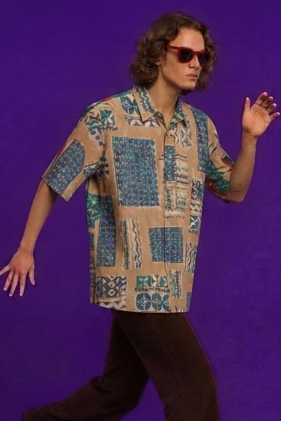 Vintage Multicolor Fantasy 90's Shirt Unisex Size L
