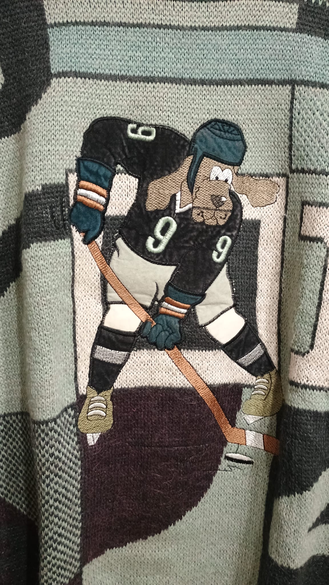 Vintage Multicolor Fantasy 90's Sweater Unisex Size L