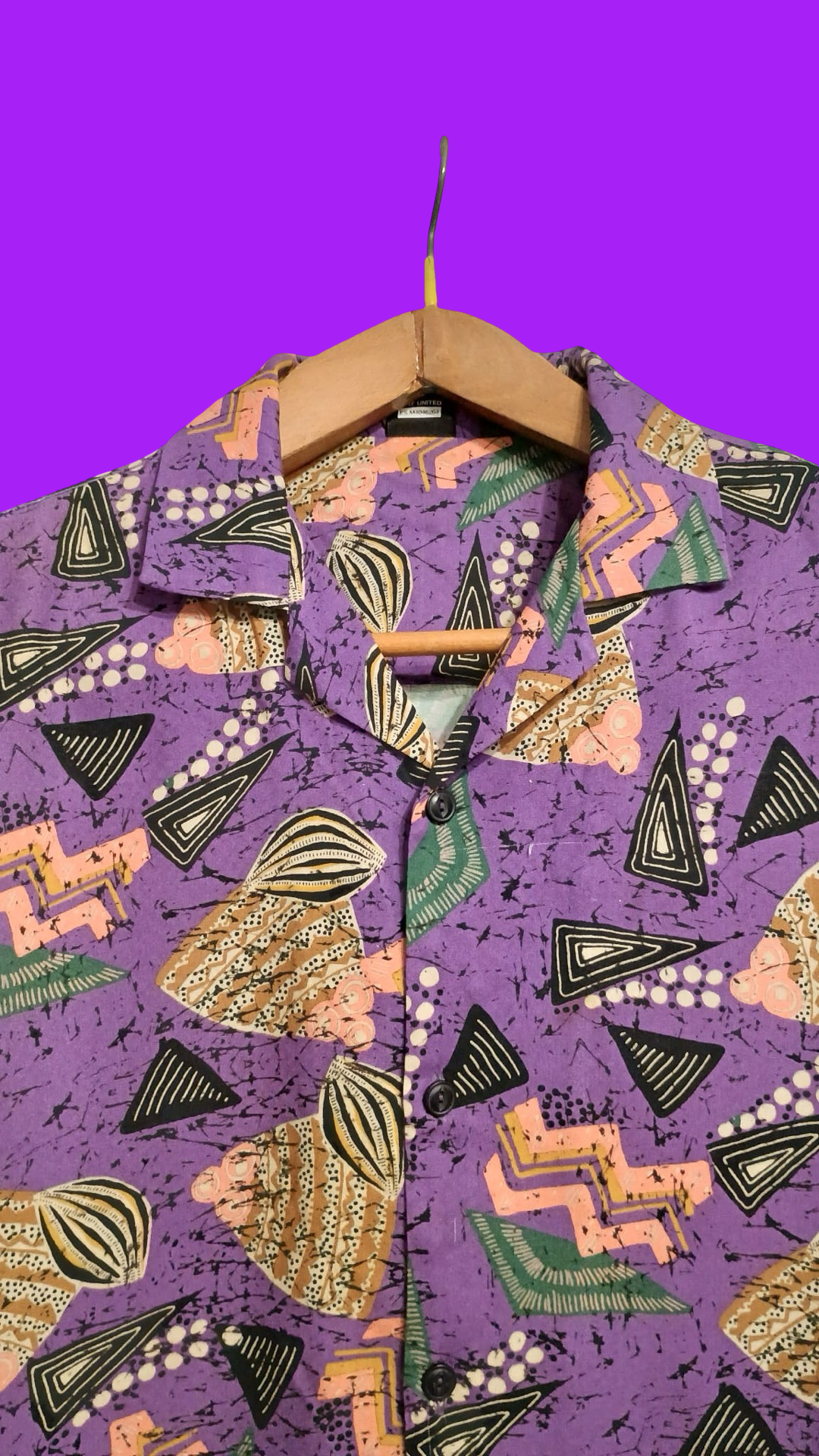 Vintage Multicolor Fantasy 90's Shirt Unisex Size M