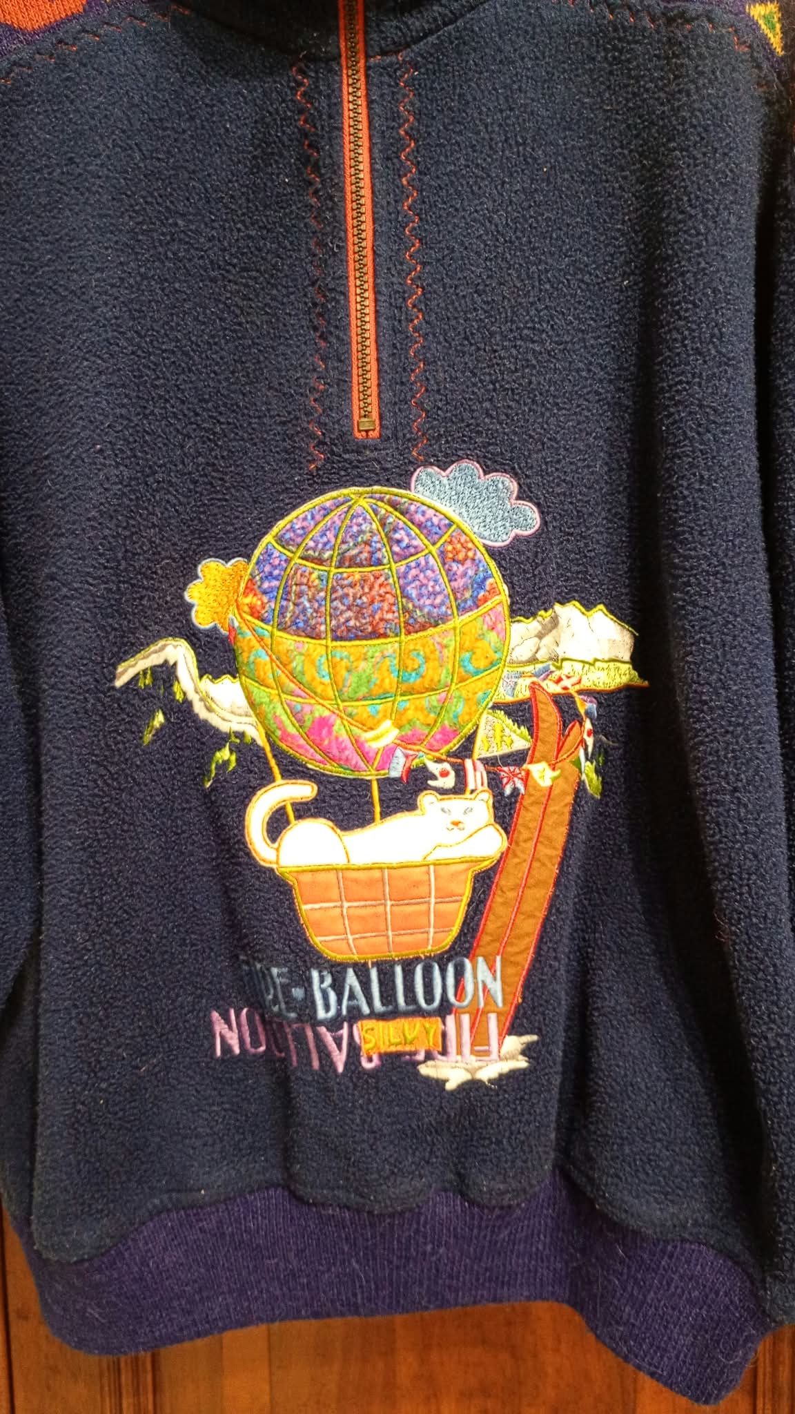 Vintage Multicolor Fantasy 90's Fleece Unisex Size M