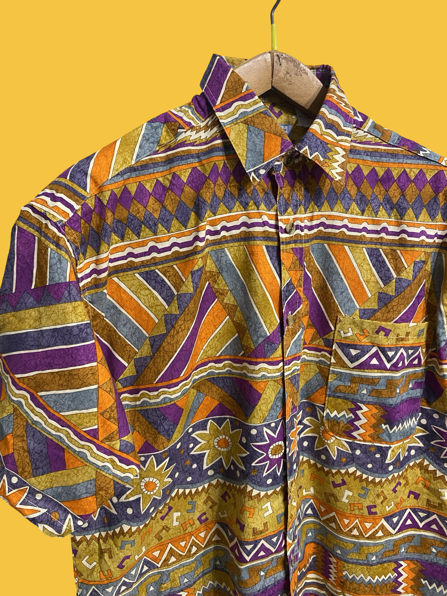 Vintage Style Multicolor Fantasy 90's Shirt Unisex Size M
