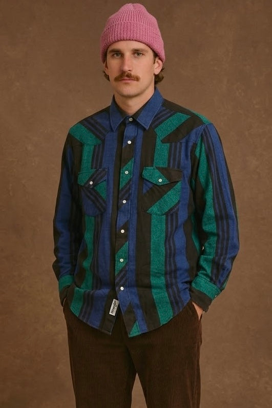 Vintage Multicolor Fantasy 90's Shirt Unisex Size M