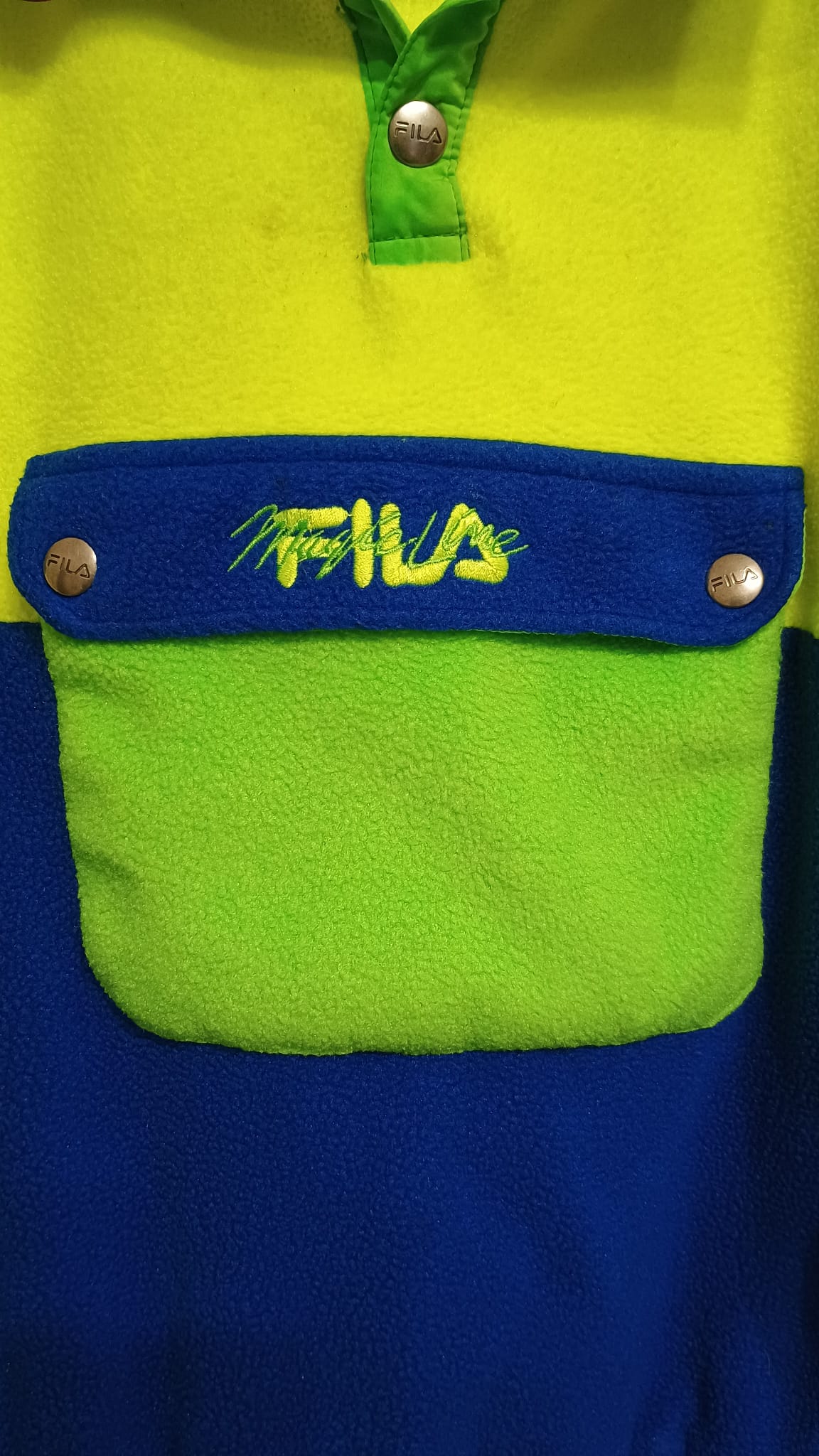Vintage Multicolor Fantasy 90's Fila Fleece Unisex Size M