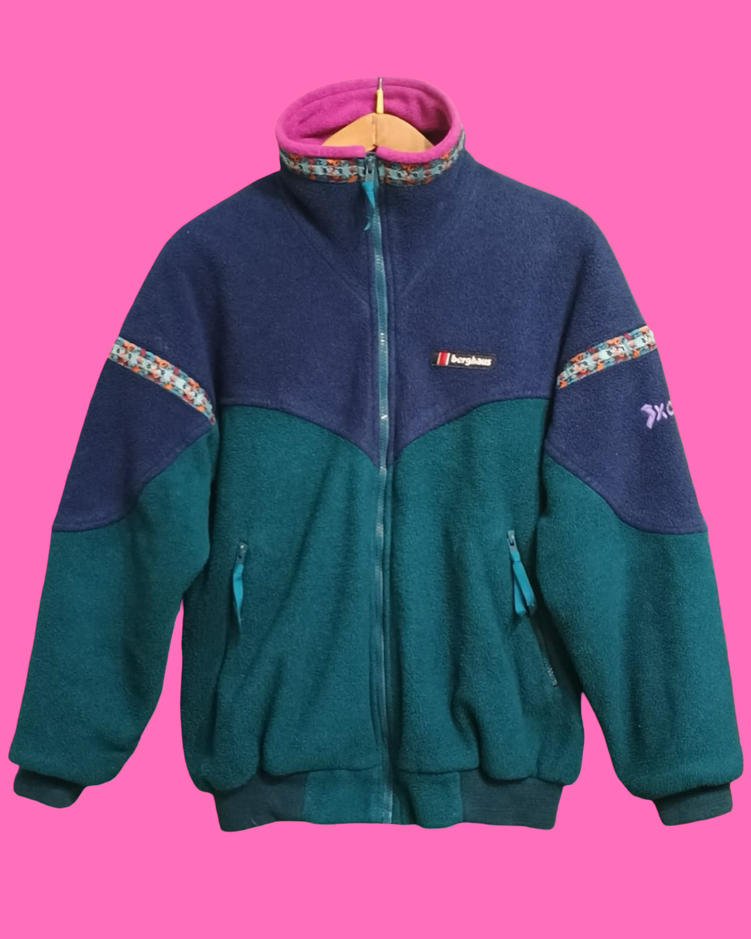 Vintage Multicolor Fantasy 90's Fleece Jacket Unisex Size S