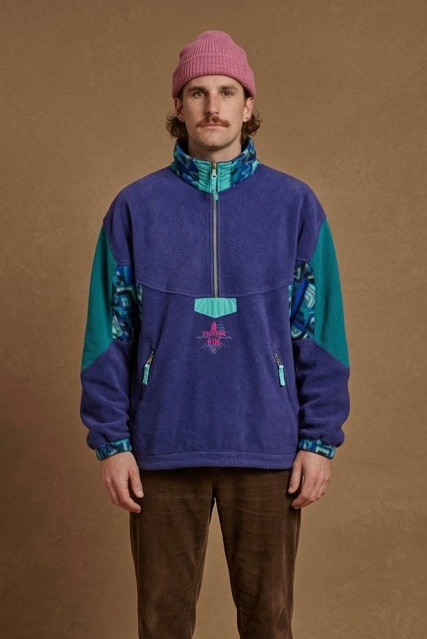 Vintage Multicolor Fantasy 90's Fleece Unisex Size L