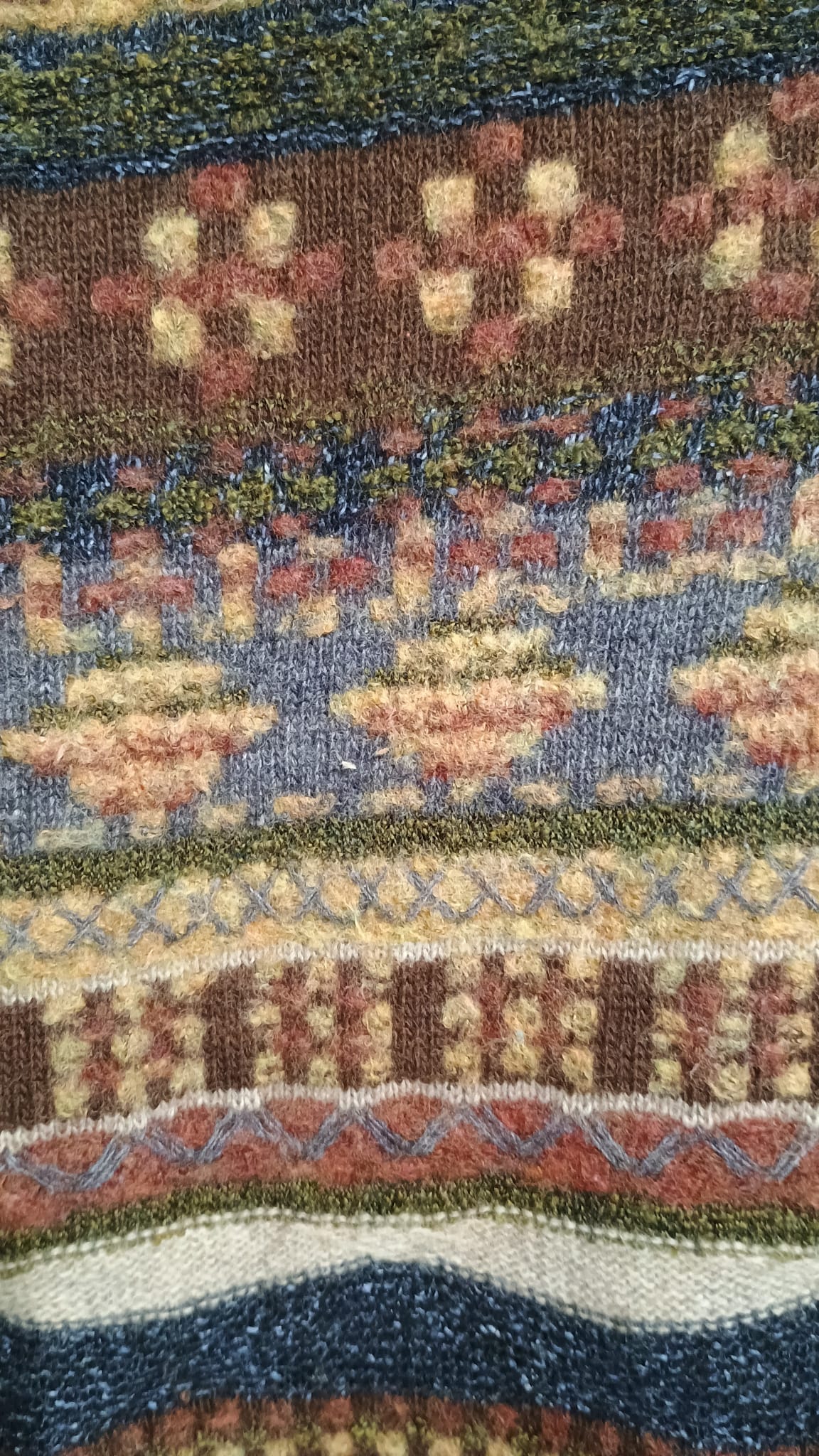 Vintage Multicolor Fantasy 90's Sweater Unisex Size L