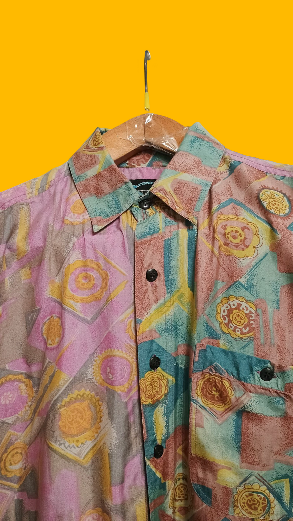 Vintage Multicolor Fantasy 90's Shirt Unisex Size S