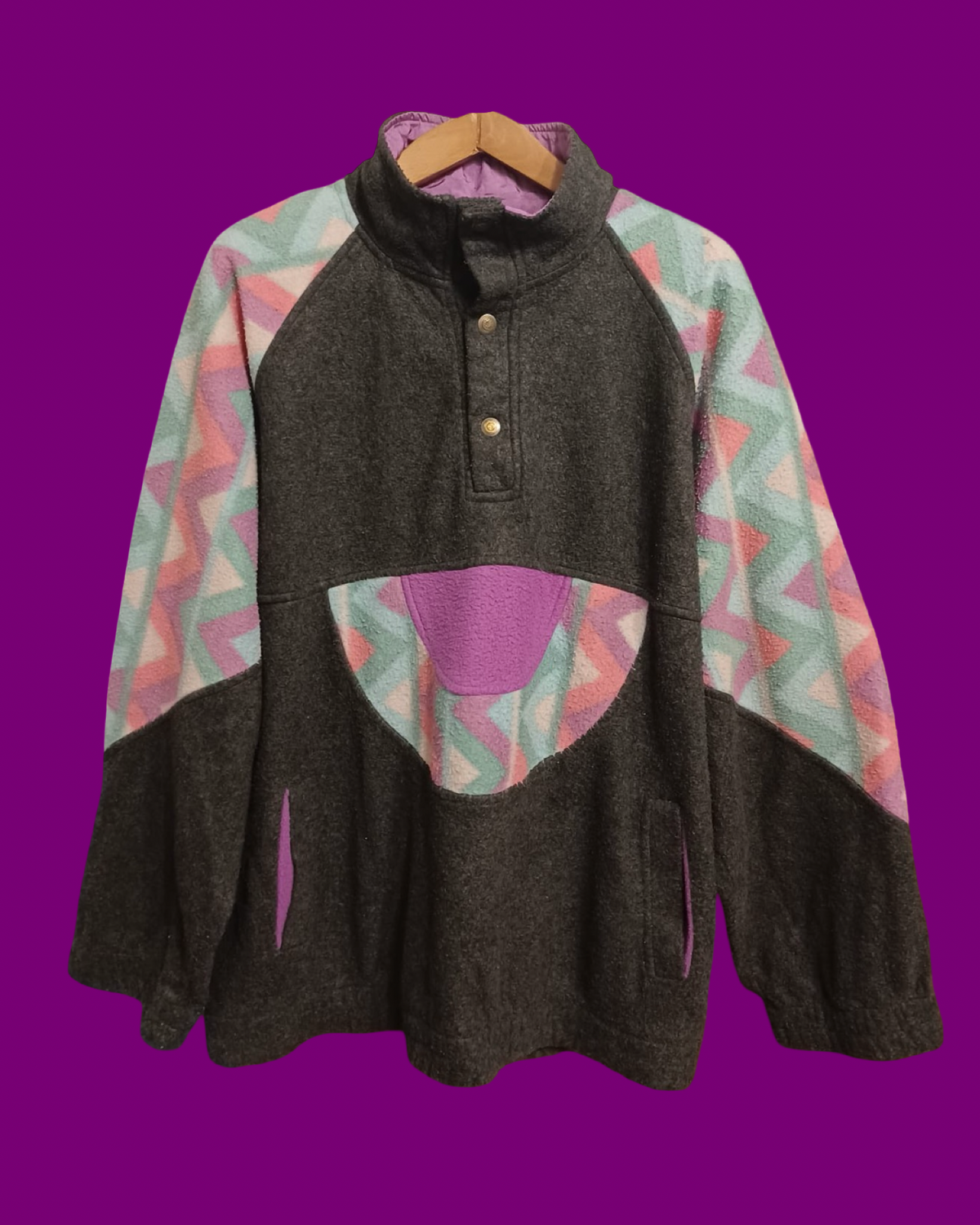 Vintage Multicolor Fantasy 90's Rare Fleece Unisex Size XL