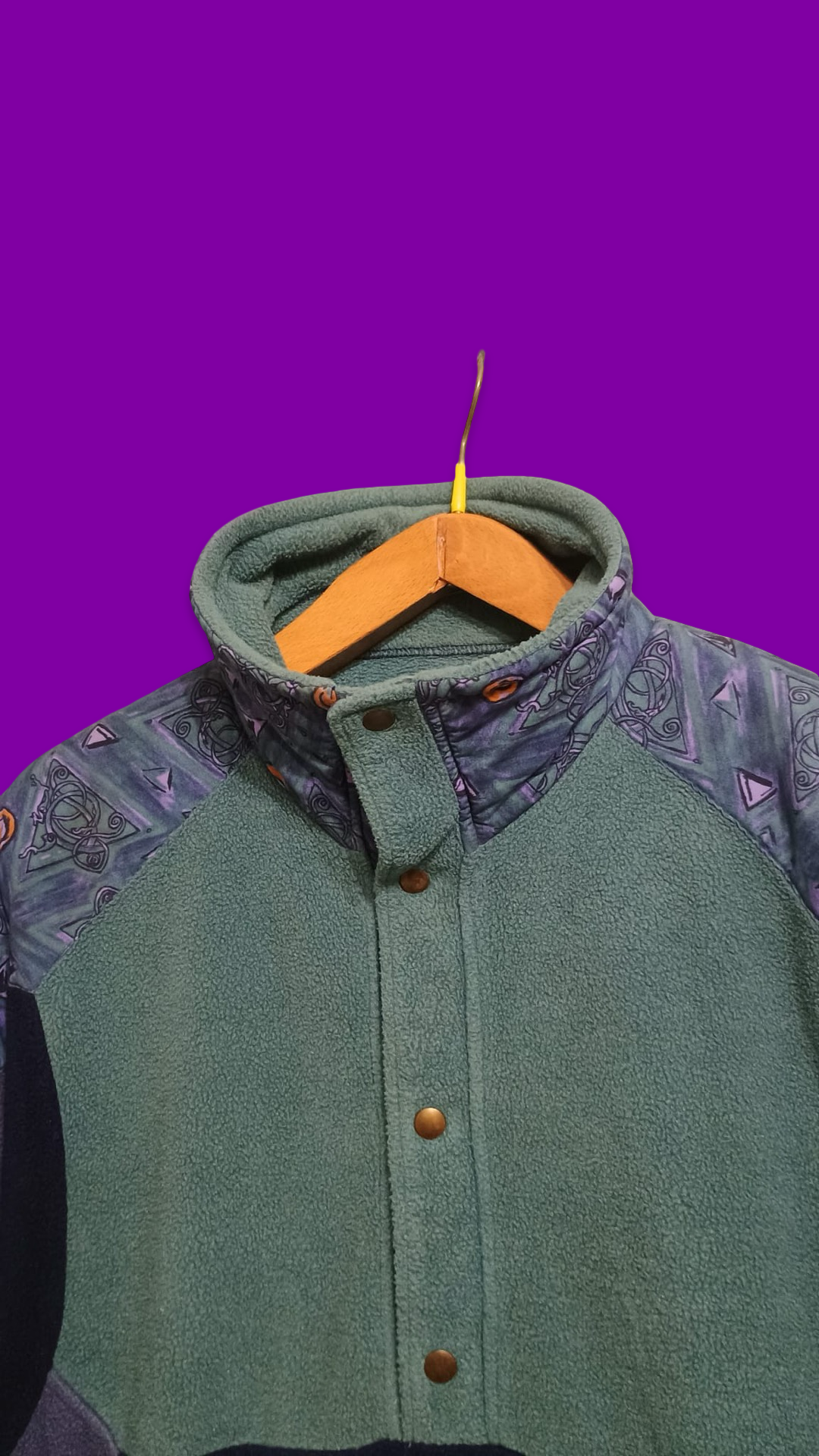 Vintage Multicolor Fantasy 90's Fleece Unisex Size L