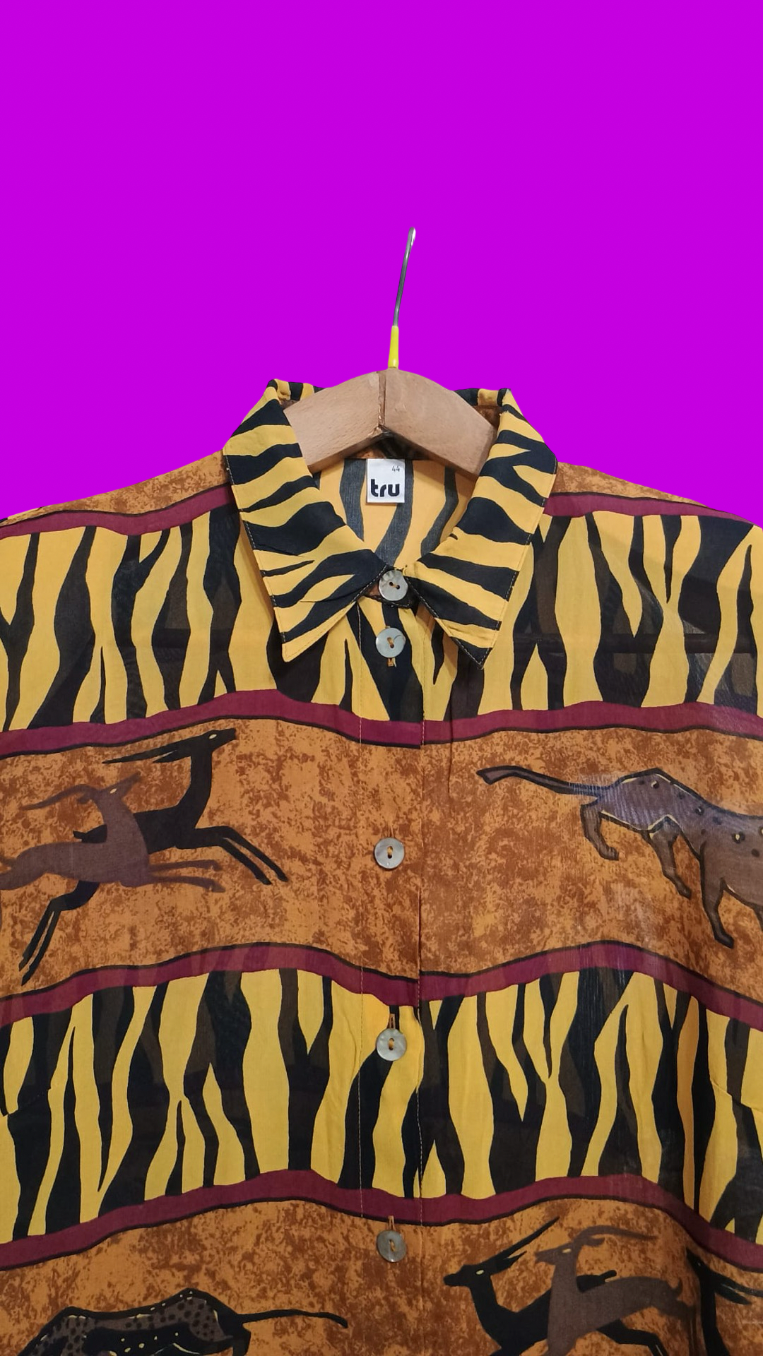 Vintage Multicolor Fantasy 90's Shirt Unisex Size M