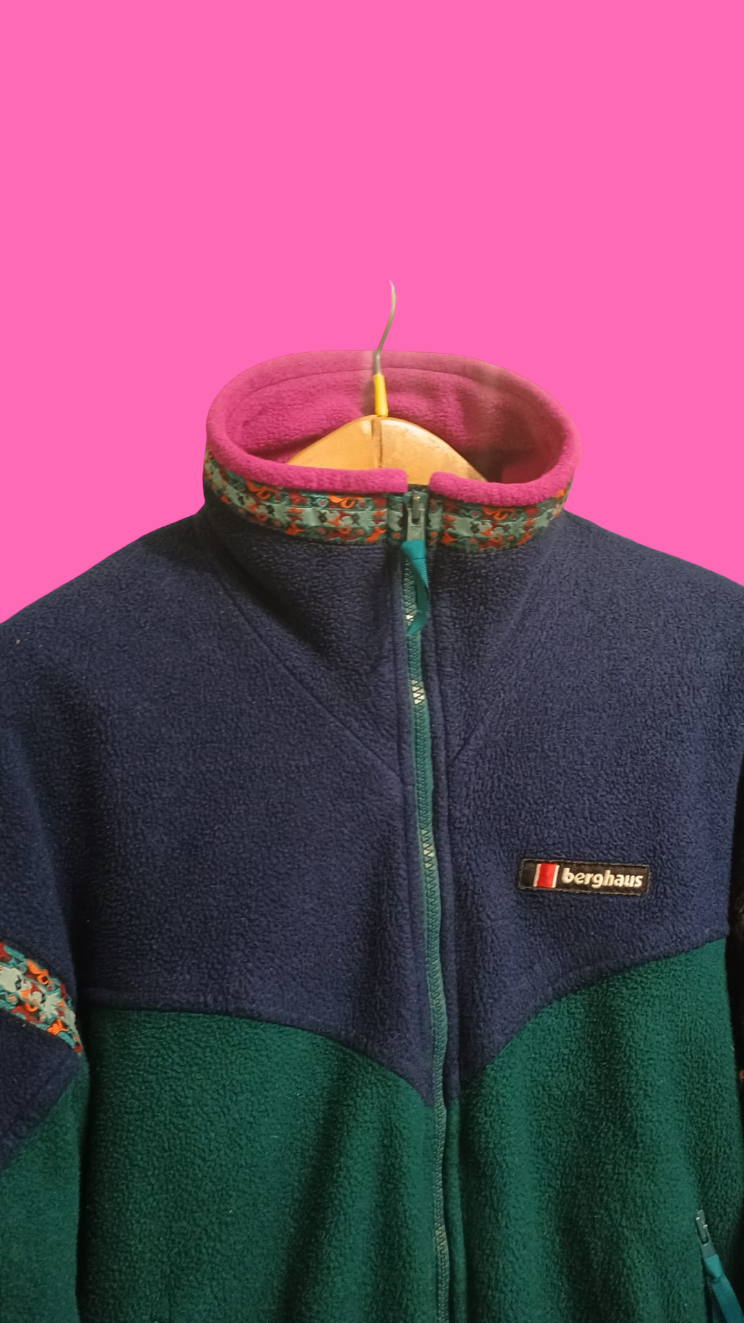 Vintage Multicolor Fantasy 90's Fleece Jacket Unisex Size S