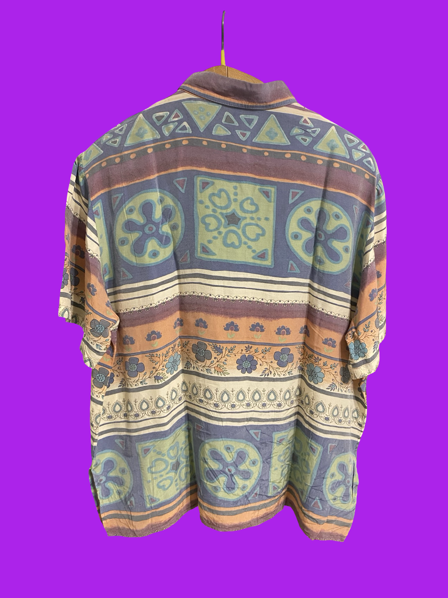 Vintage Multicolor Fantasy 90's Shirt Unisex Size M