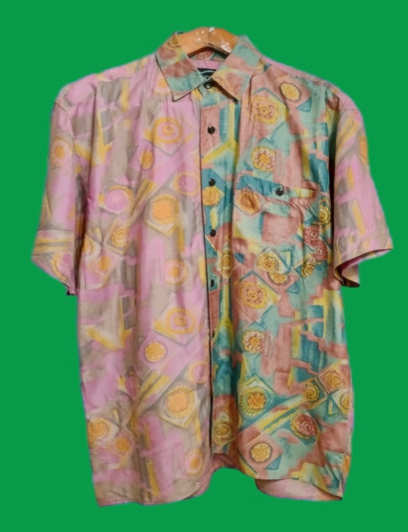 Vintage Multicolor Fantasy 90's Shirt Unisex Size S