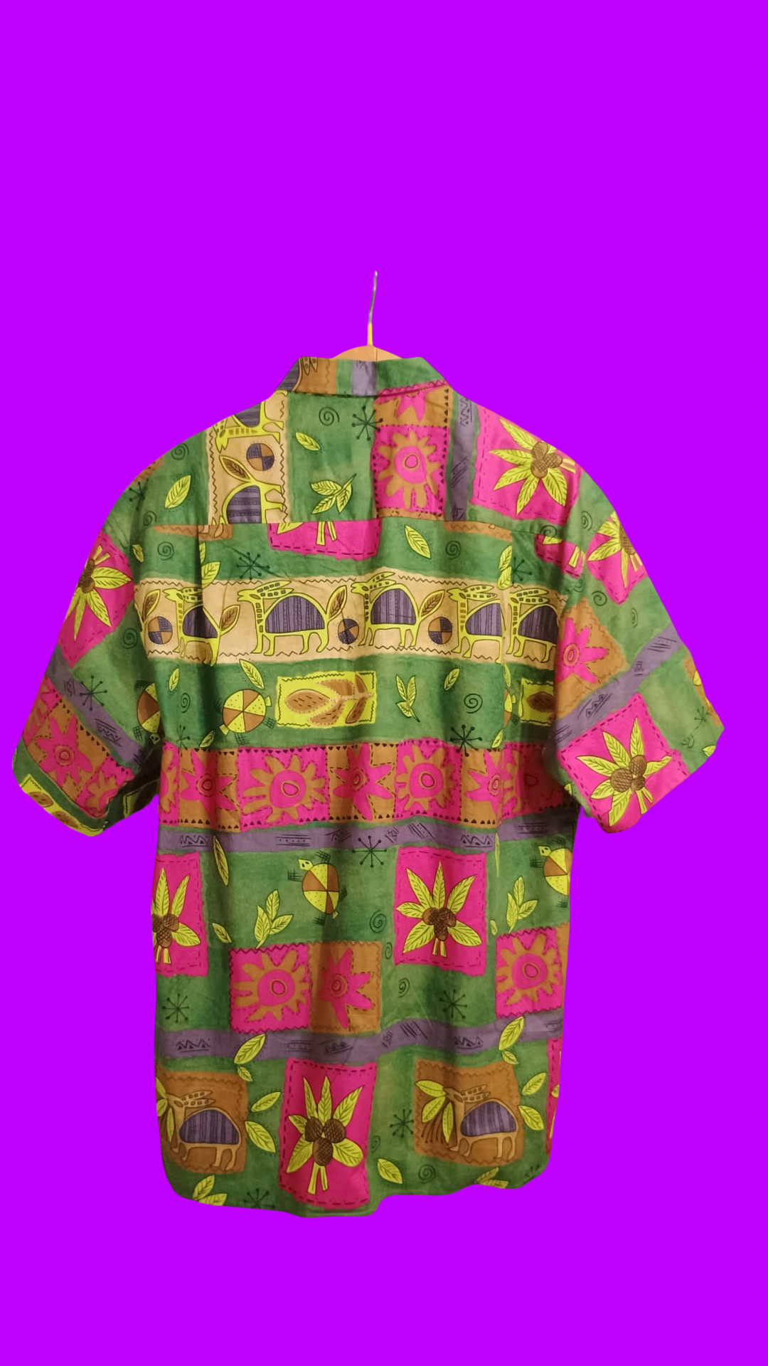 Vintage Multicolor Fantasy 90's Shirt Unisex Size M