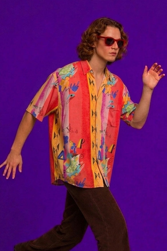 Vintage Multicolor Fantasy 90's Shirt Unisex Size L