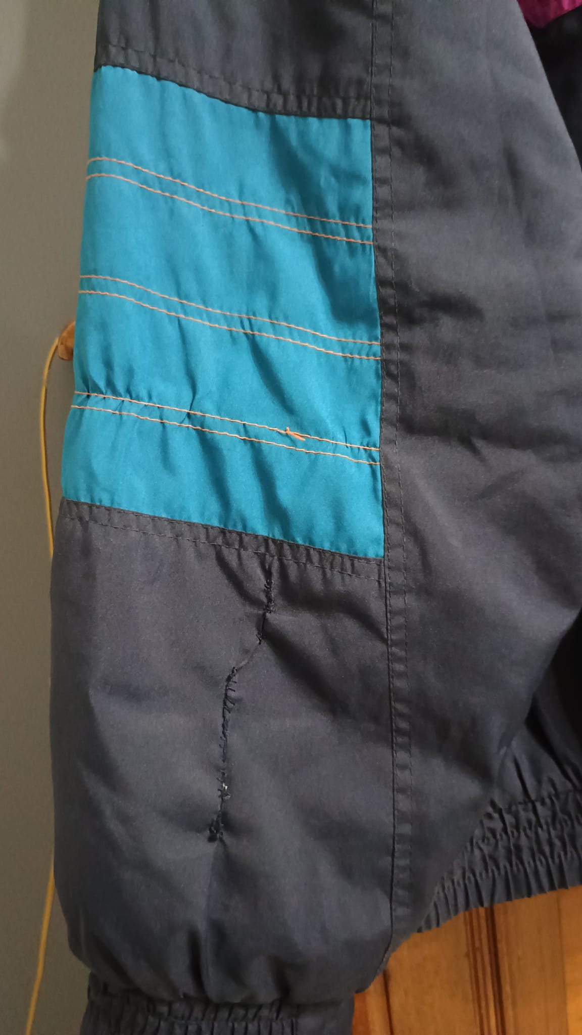 Vintage Multicolor Fantasy 90's Snow Jacket Unisex Size L