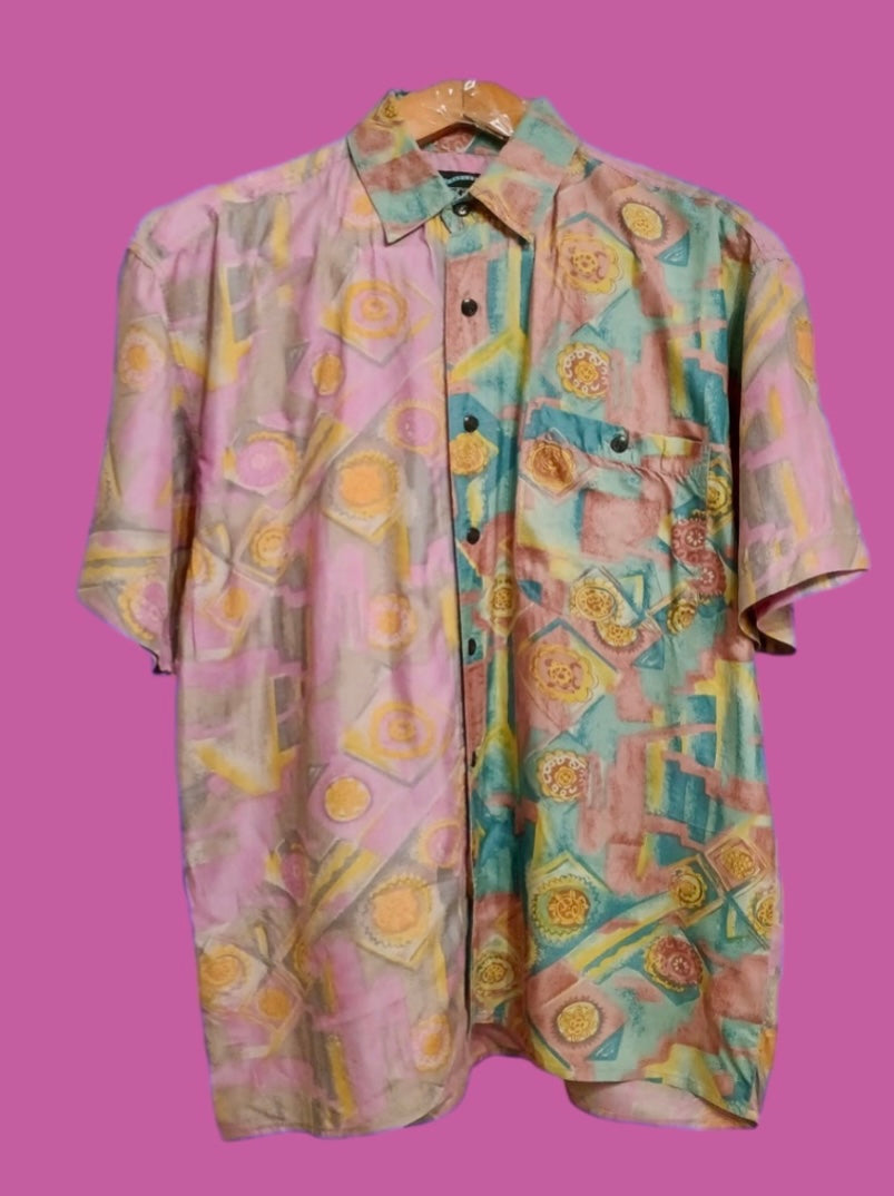 Vintage Multicolor Fantasy 90's Shirt Unisex Size S