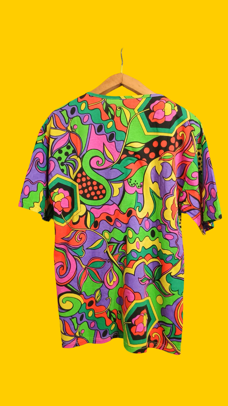 Vintage Multicolor Fantasy 90's Shirt Unisex Size S