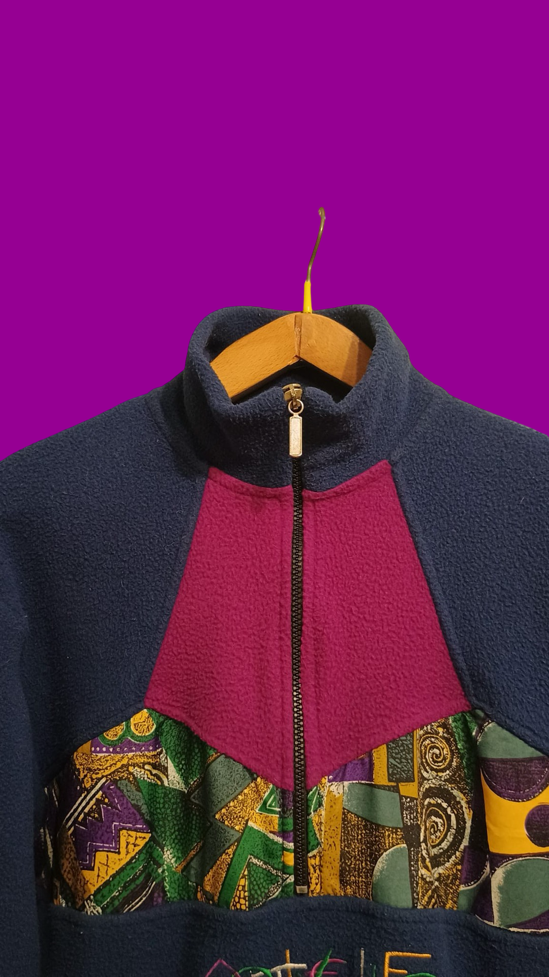 Vintage Multicolor Fantasy 90's Fleece Unisex Size S